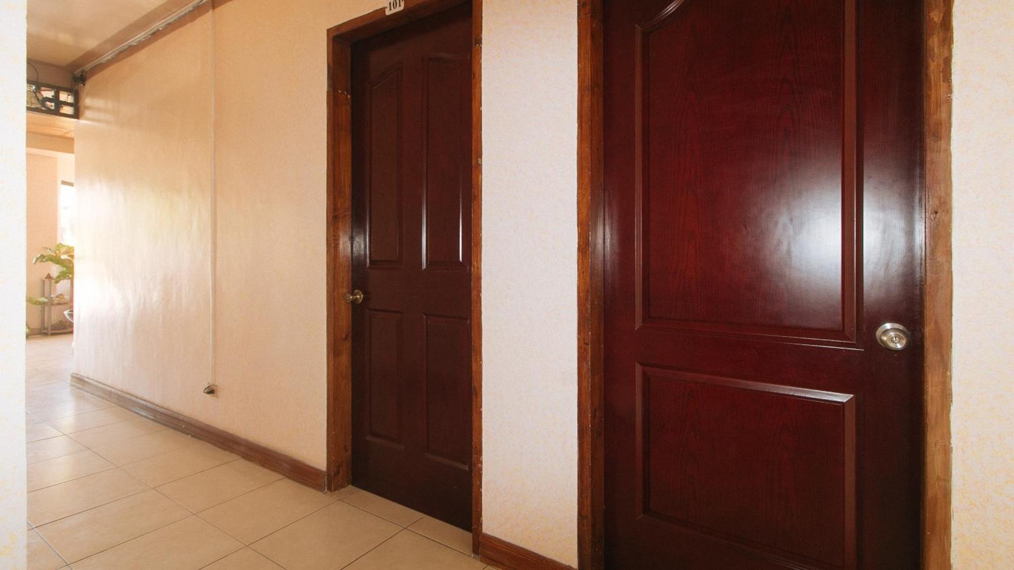 Reddoorz At Coco Grove Tourist Inn Panglao Extérieur photo
